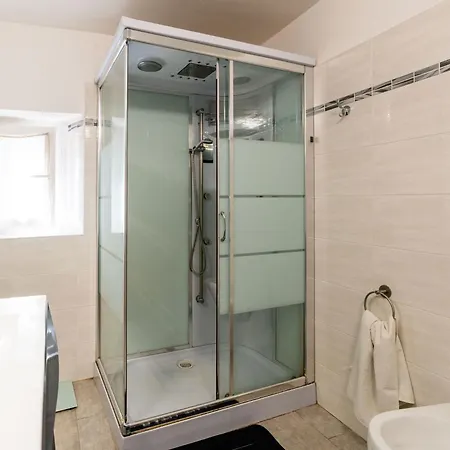 Vakantiehuis Pug House By Interhome *